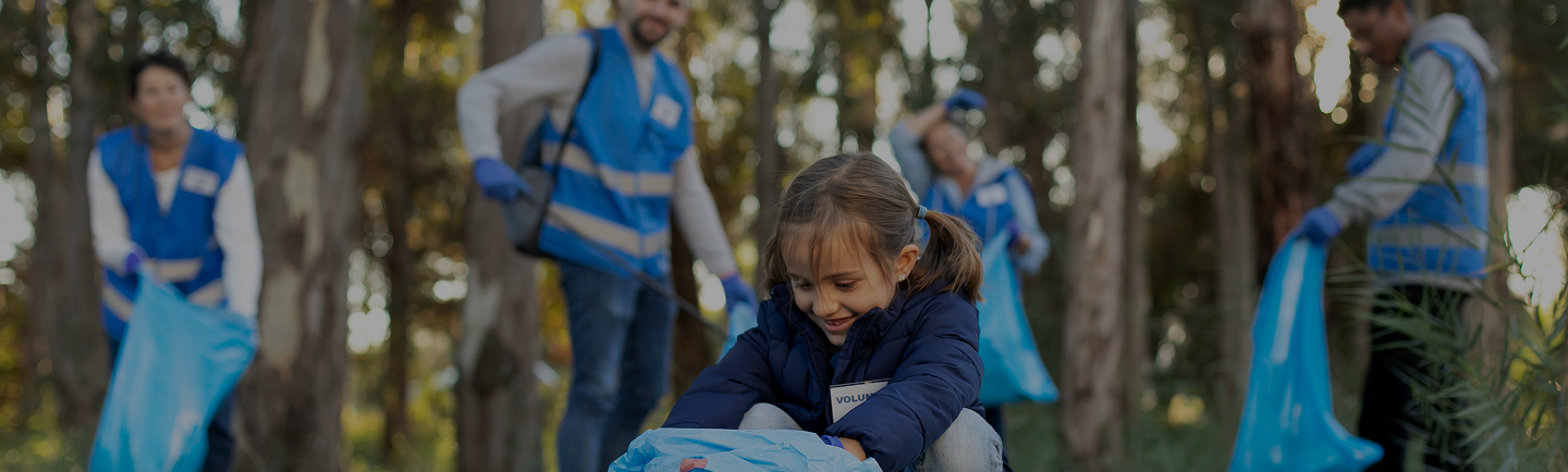 Community cleanup volunteers